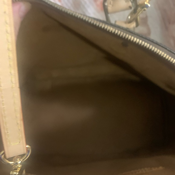 Auth Vintage Louis Vuitton Alma Classic Monogram Bag, Crossbody, Dustbag 😍 - Picture 13 of 15